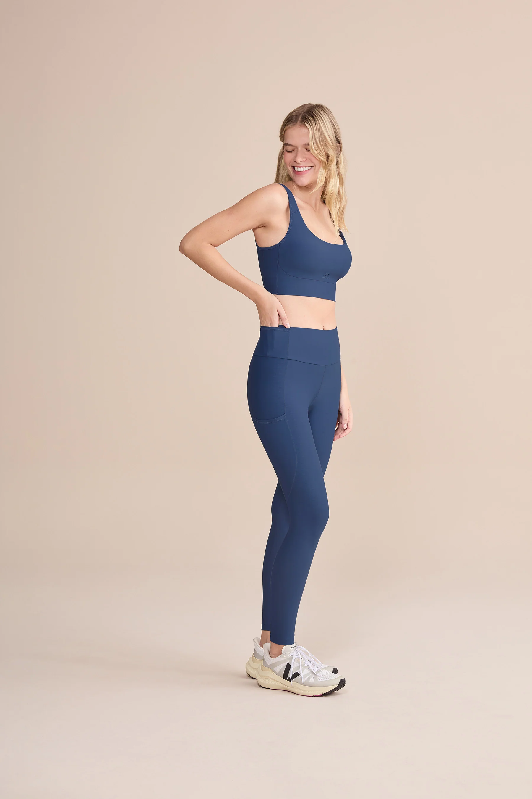 Six-Pocket Speed Run Leggings - Image 10