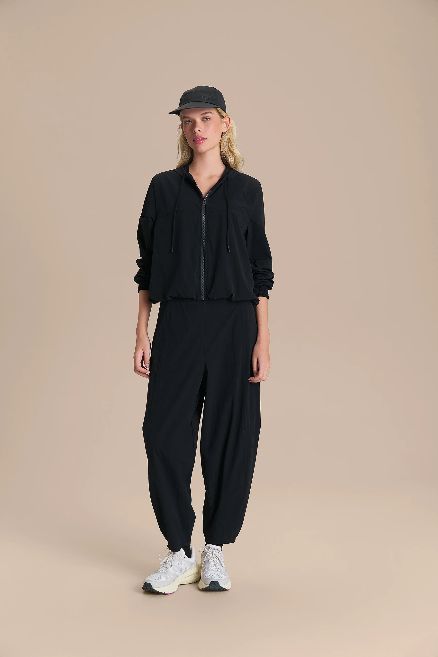 Air Vast Balloon Pants - Image 3