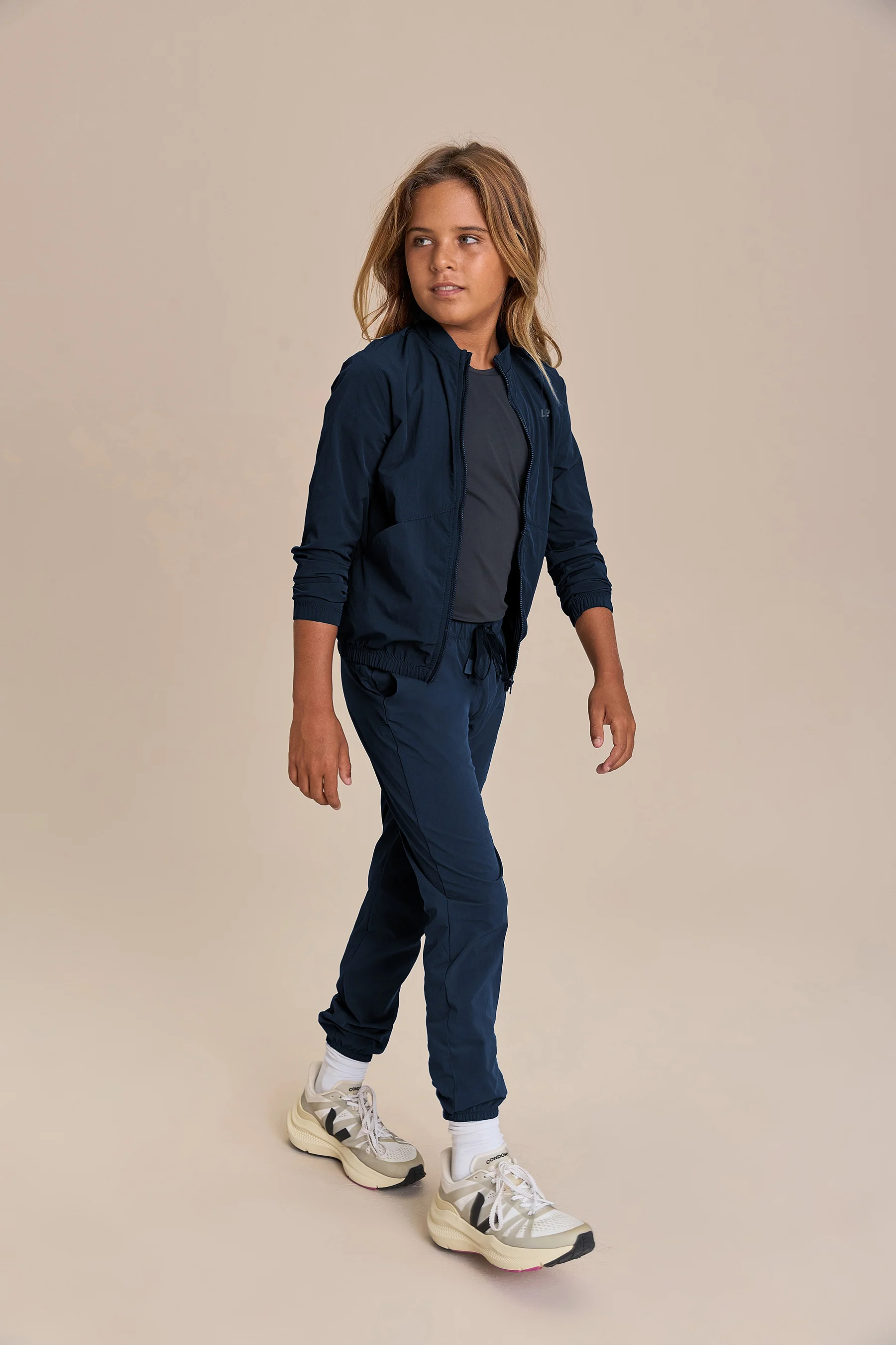 Air Vast Kids Jogger Pants - Image 3