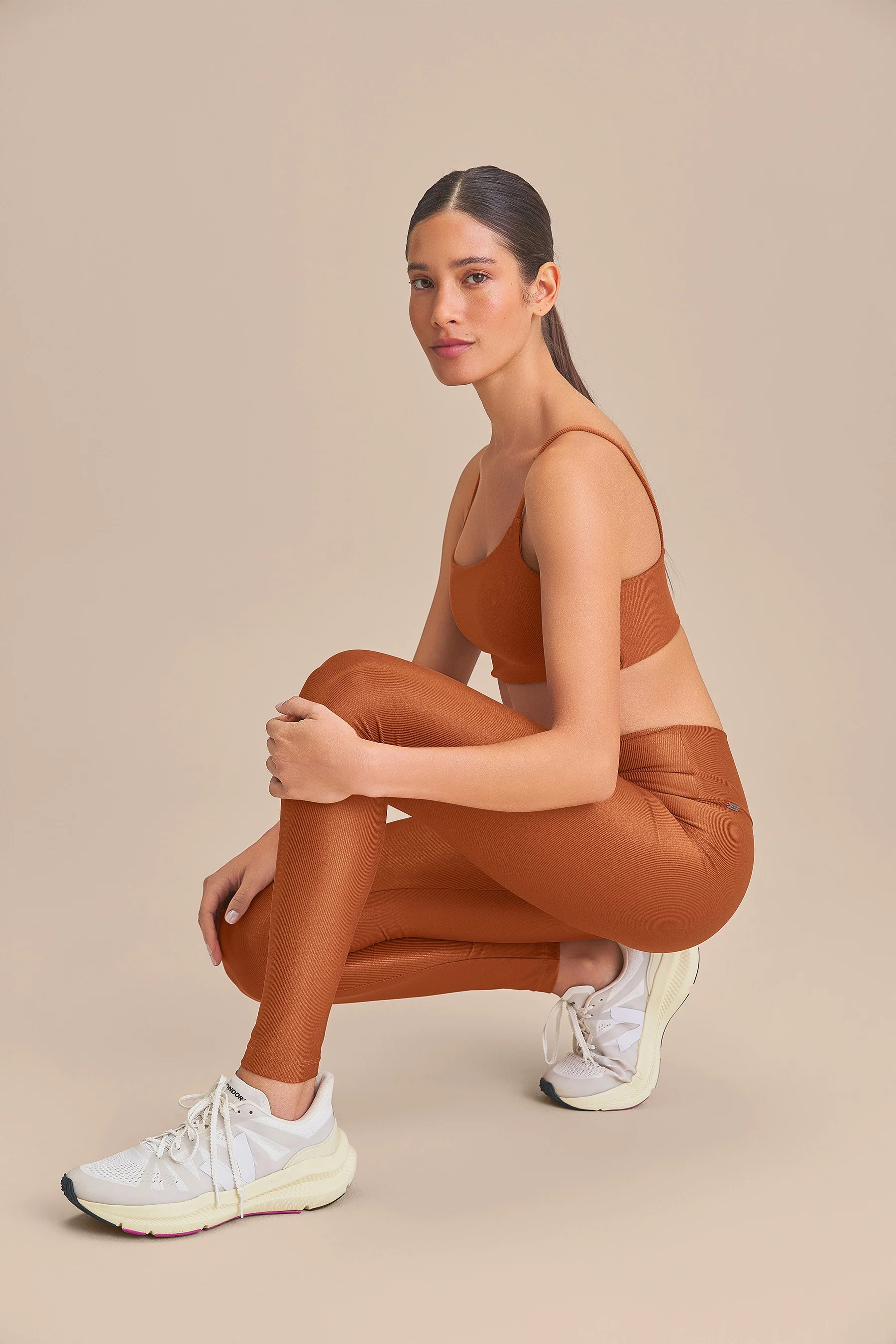 Allure® Adaptiv Long Leggings - Image 5