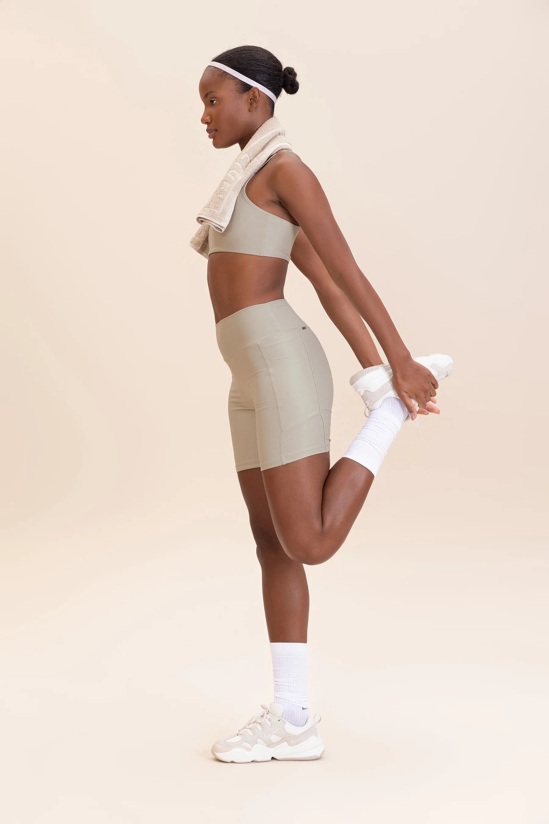 Allure® Adaptiv Long Shorts - Image 6
