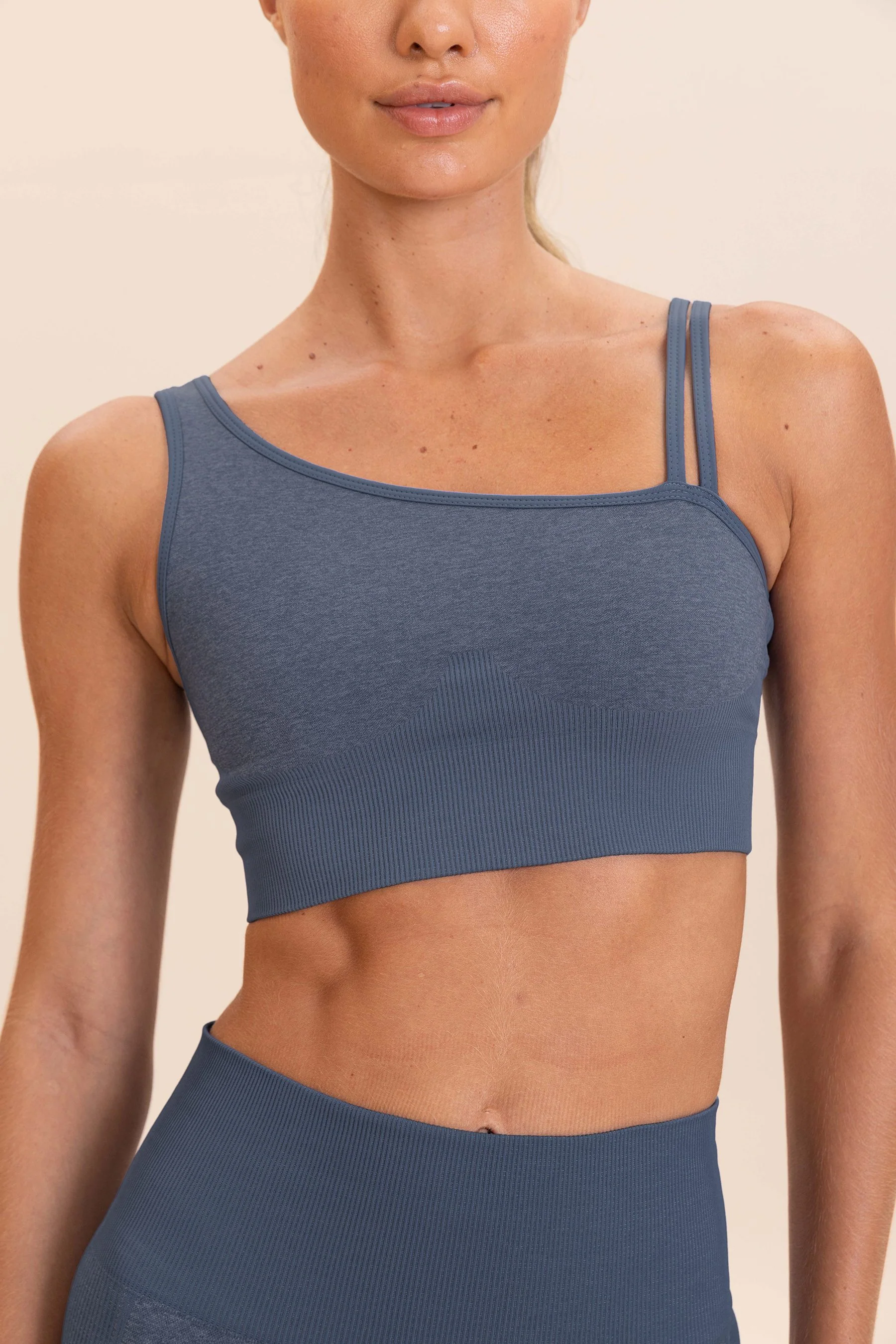Angle Seamless Sports Bra - Image 2