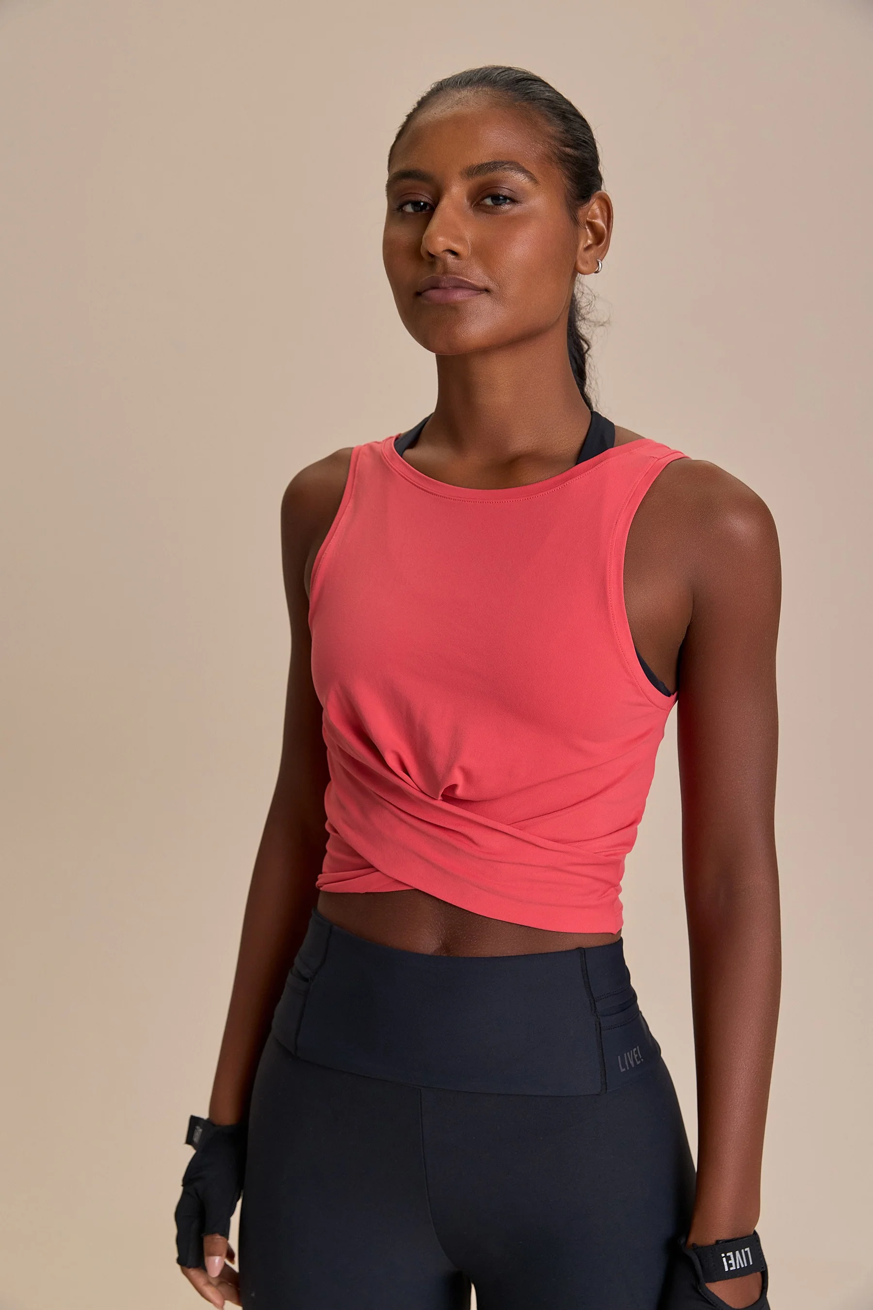 Broad Twitst Cropped Tank Top - Image 10
