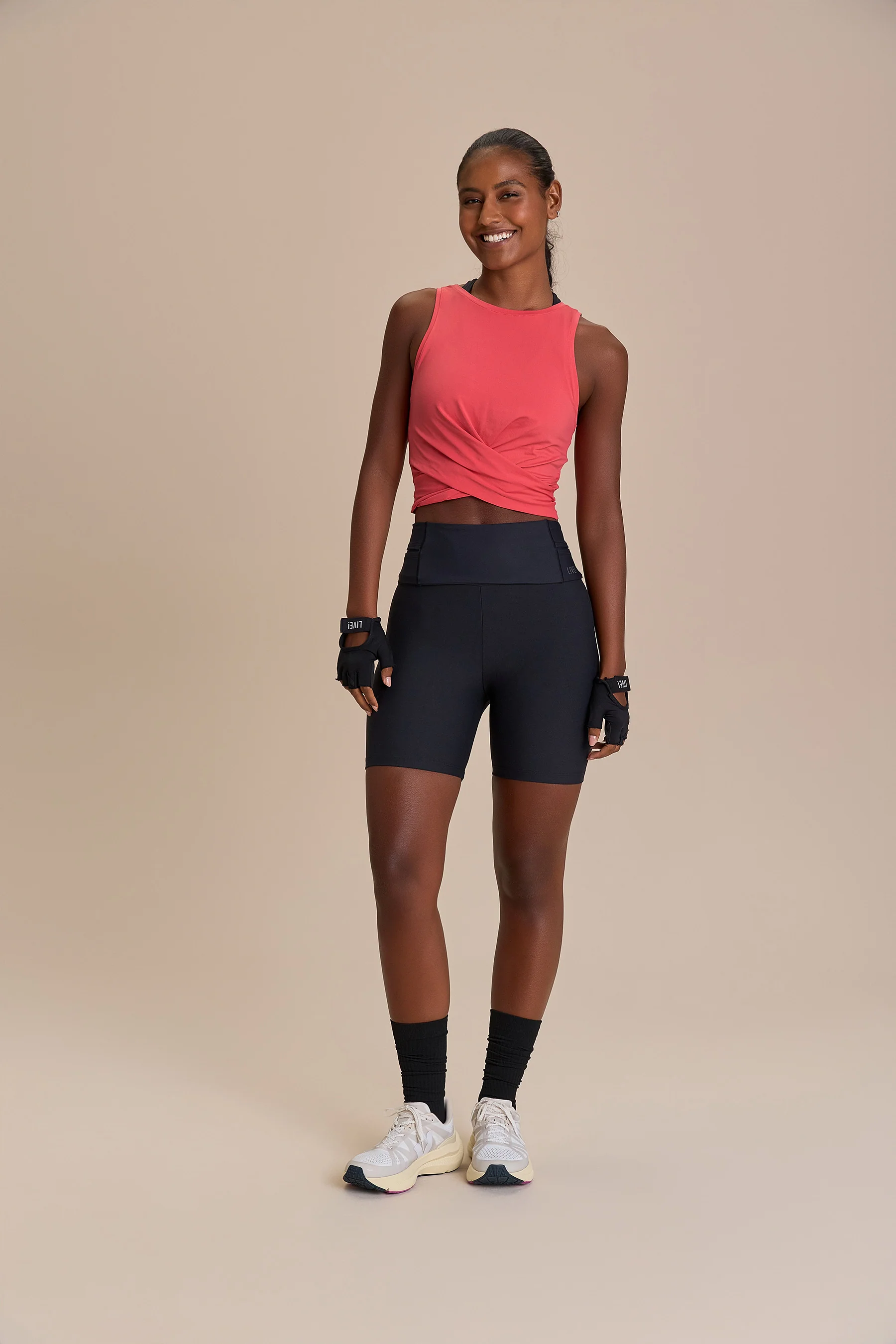 Broad Twitst Cropped Tank Top - Image 9