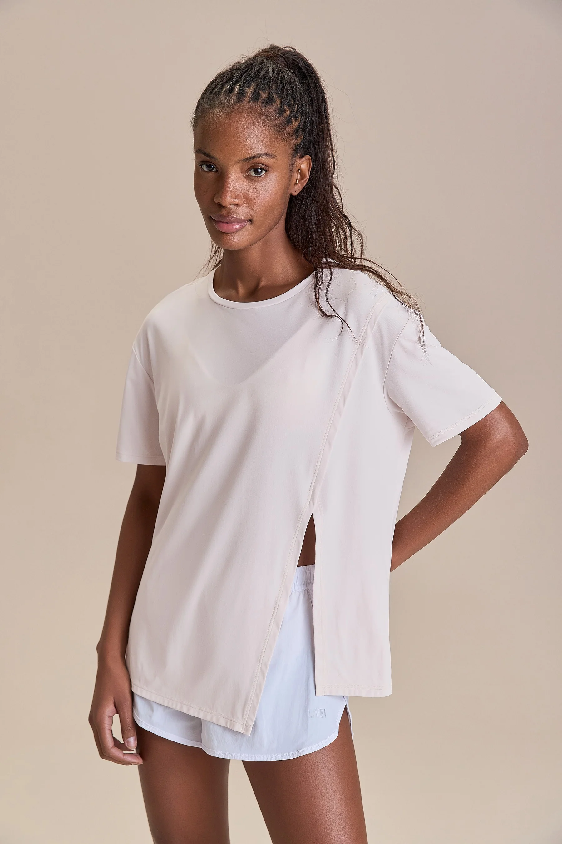Co² Link Split T-Shirt - Image 4