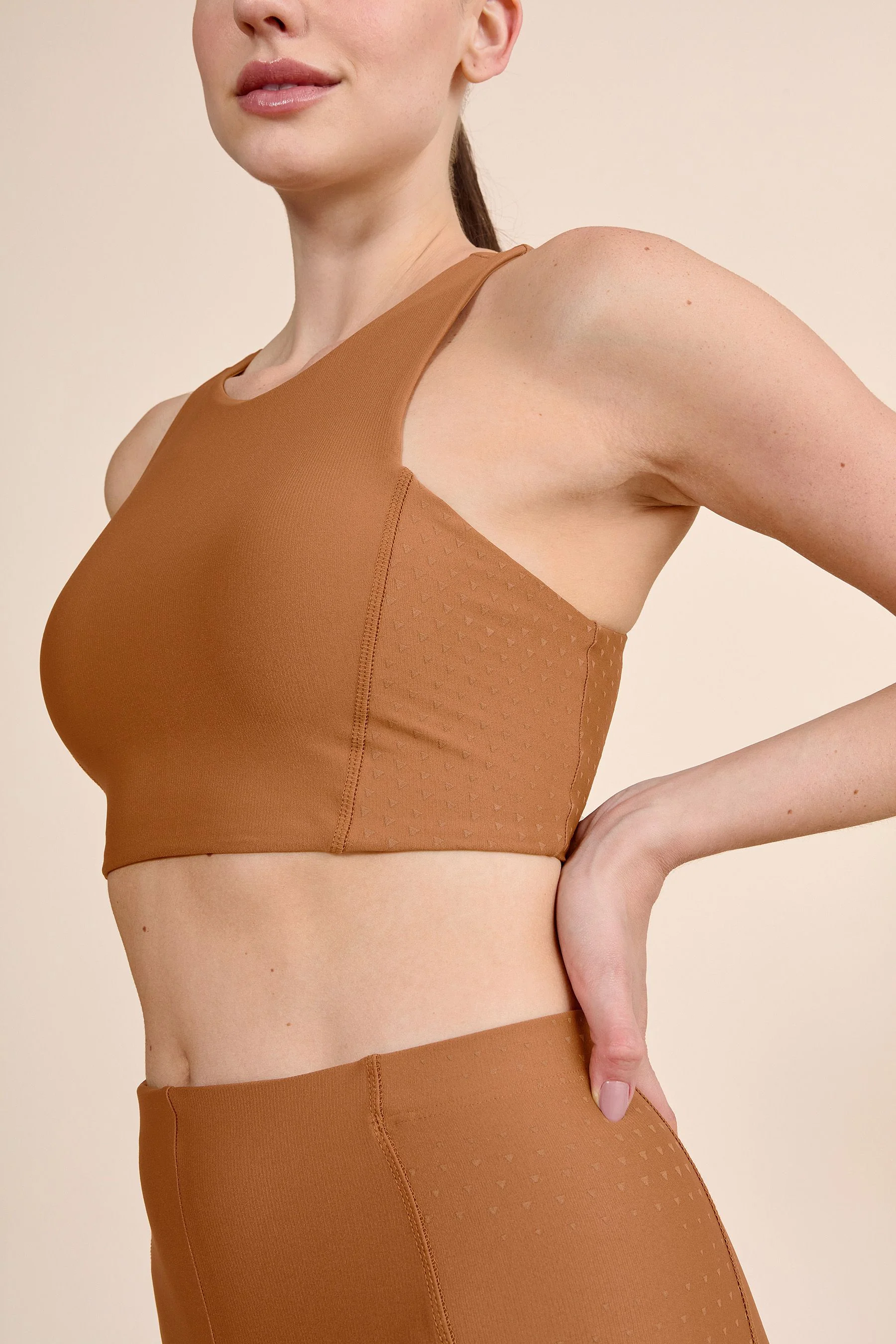 Cross AllureĀ® Mat Adaptiv Sports Bra - Image 3
