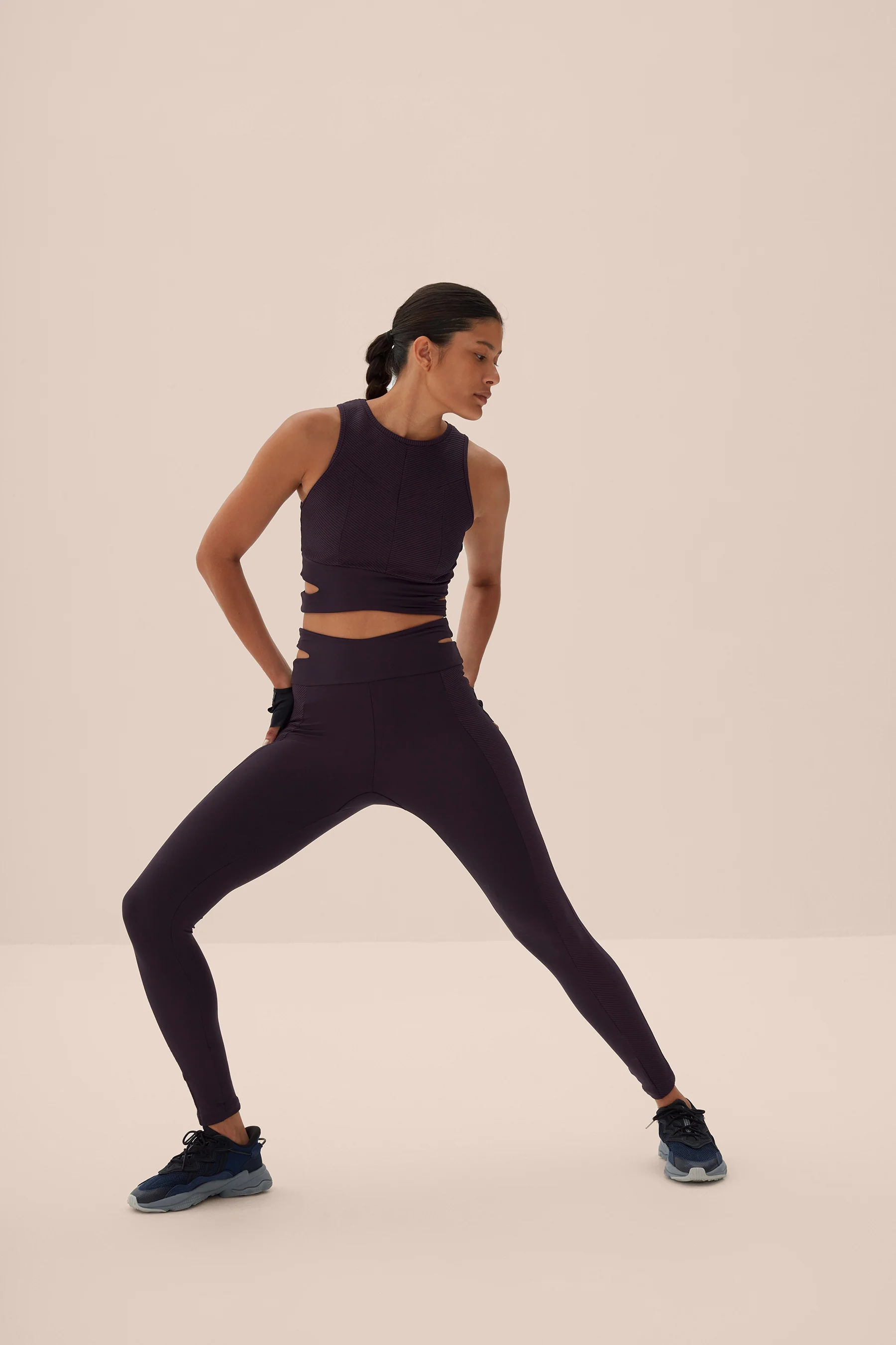 Cut Out Rib Way Cropped Tank - Image 2