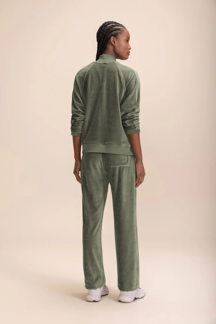 Frosty Jacket - Image 14