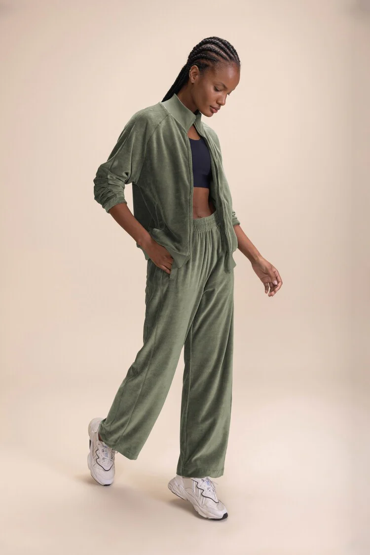 Frosty Jacket - Image 16