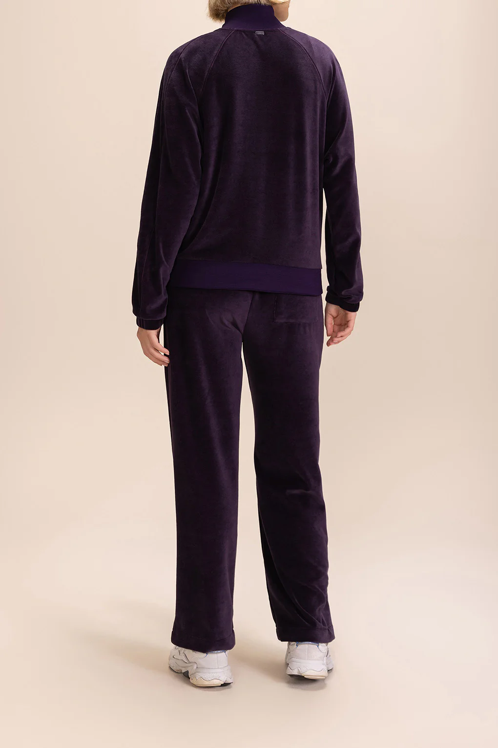 Frosty Jacket - Image 8