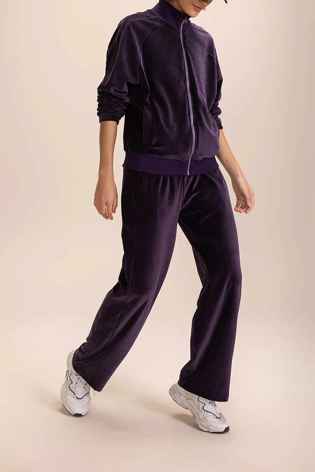 Frosty Jacket - Image 9