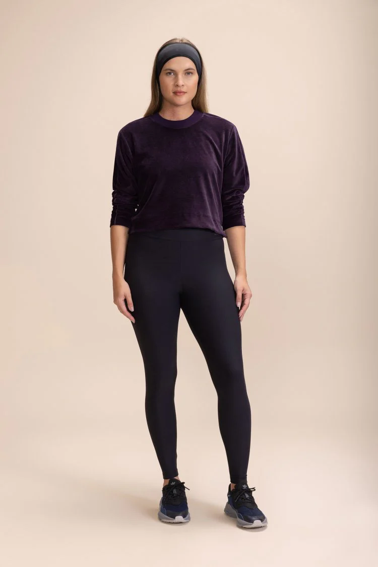 Frosty Sweatshirt - Image 11
