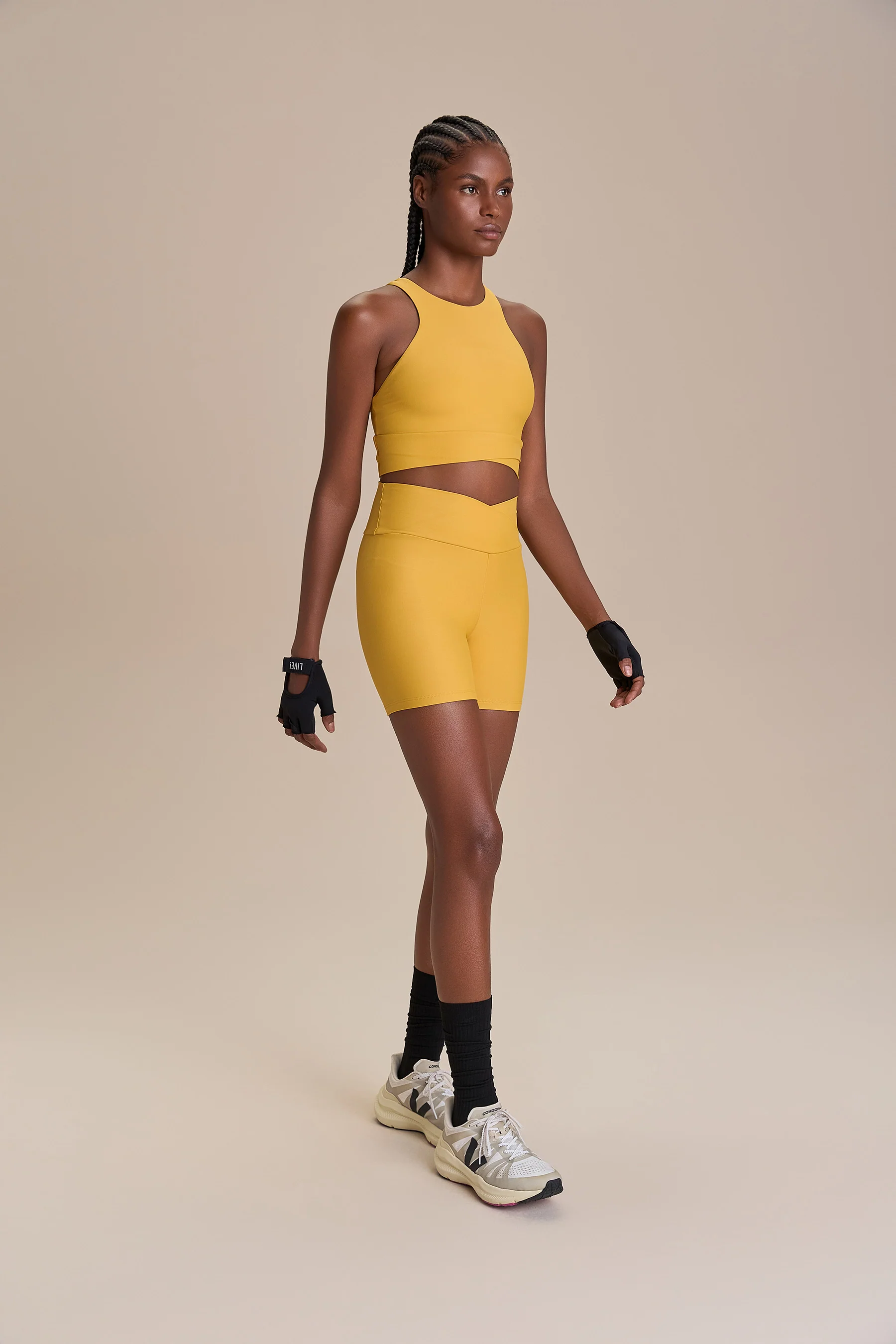 Hydefit® Adaptiv Cross Waist Shorts