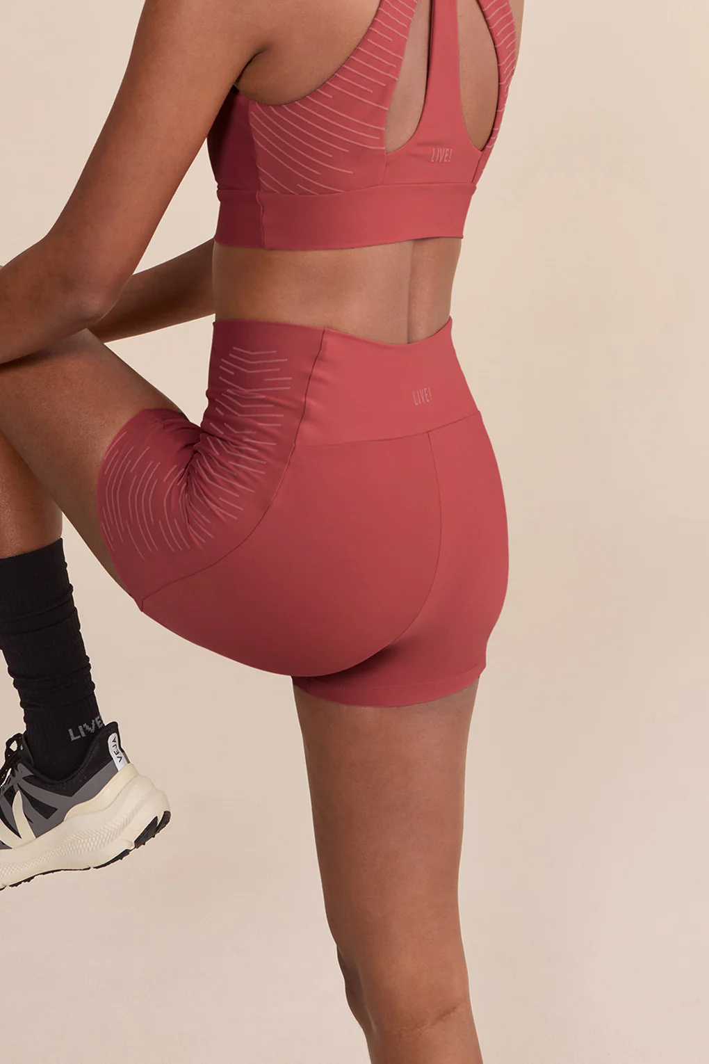 Hydefit® Adaptiv Up Shorts - Image 2