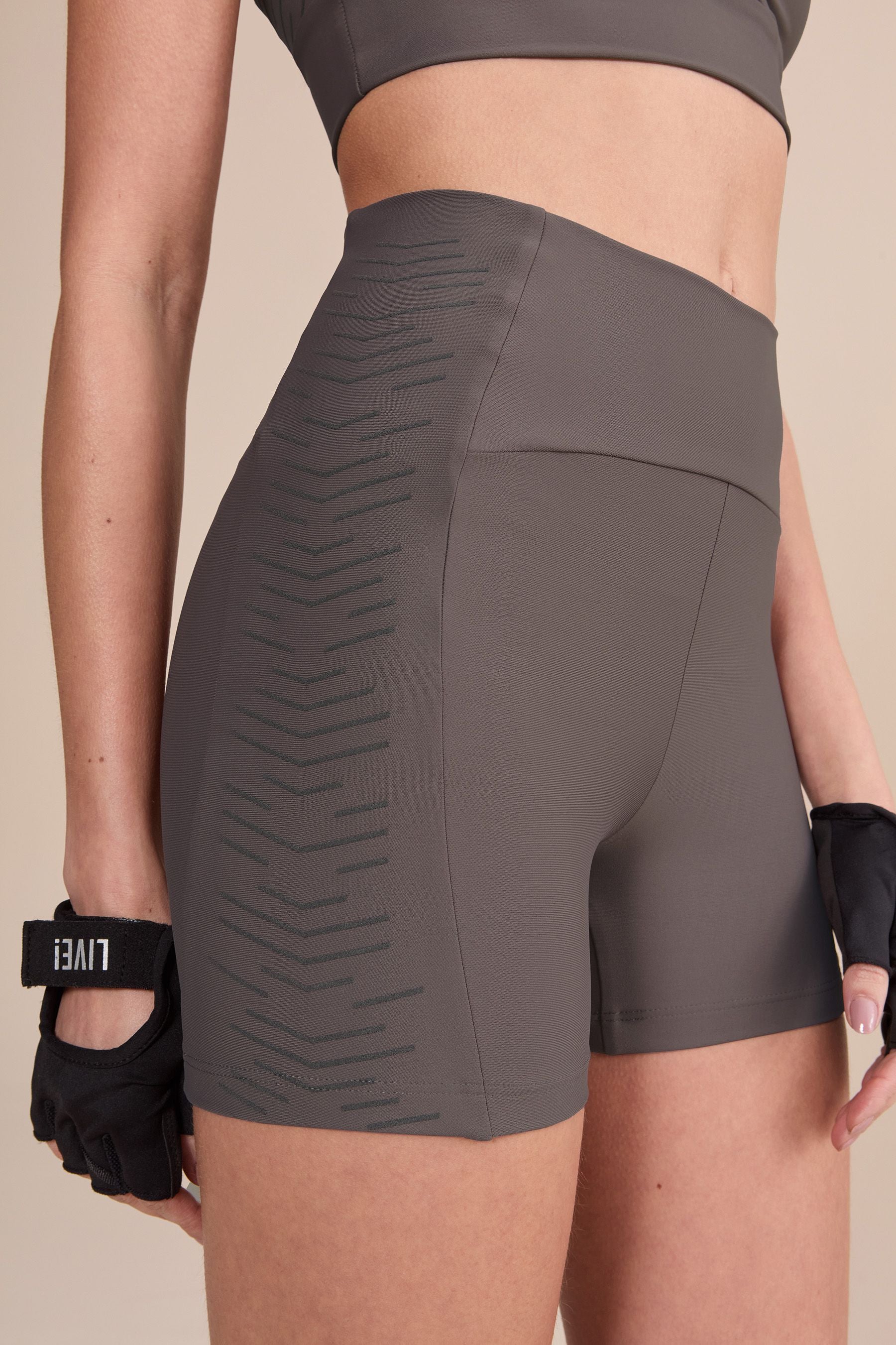 Hydefit® Adaptiv Up Shorts - Image 3