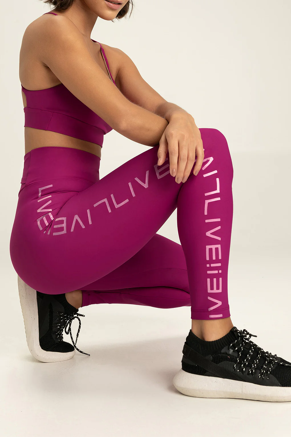 Icon Neo Long Leggings - Image 16