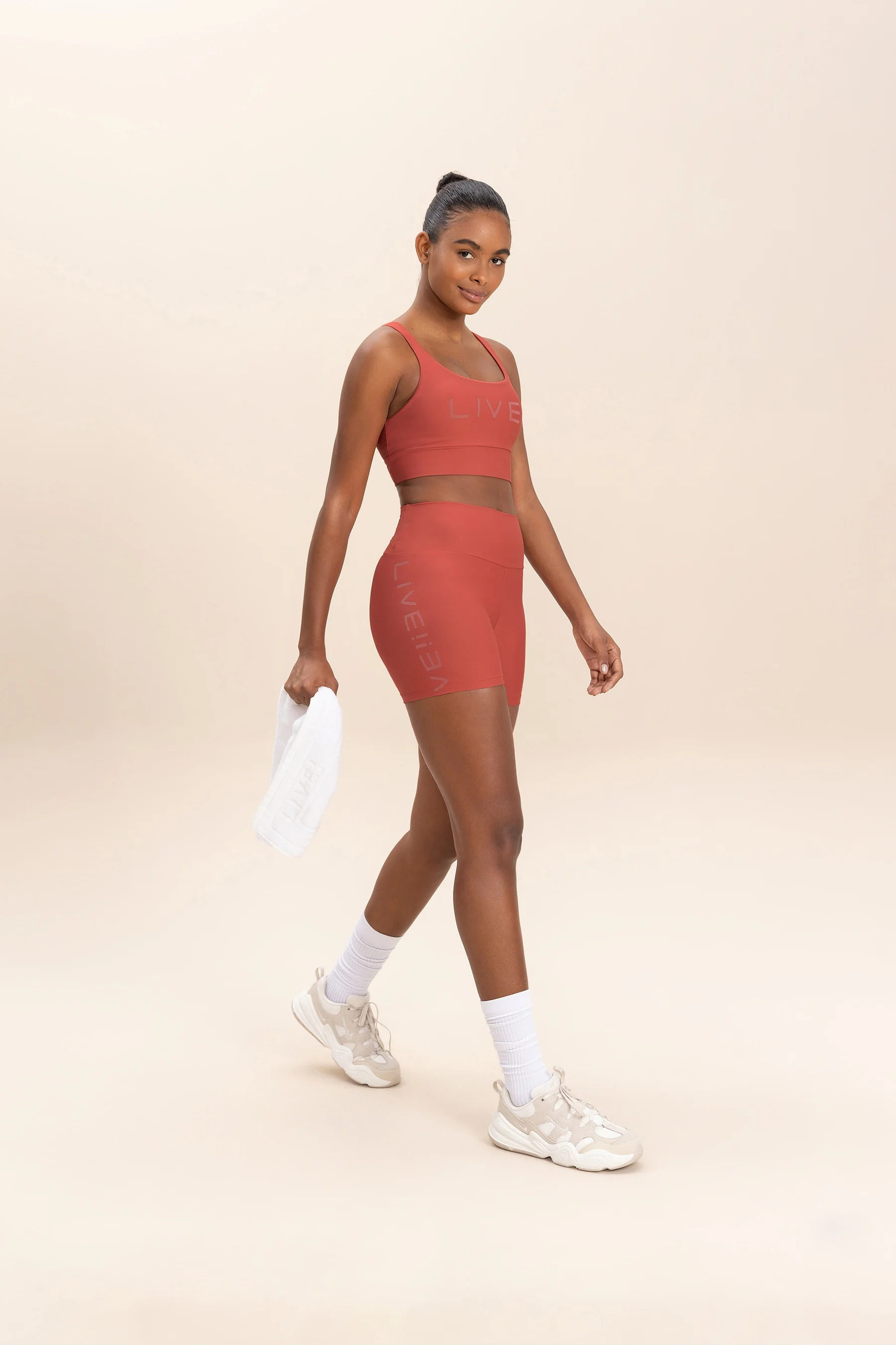 Icon Neo Shorts - Image 27