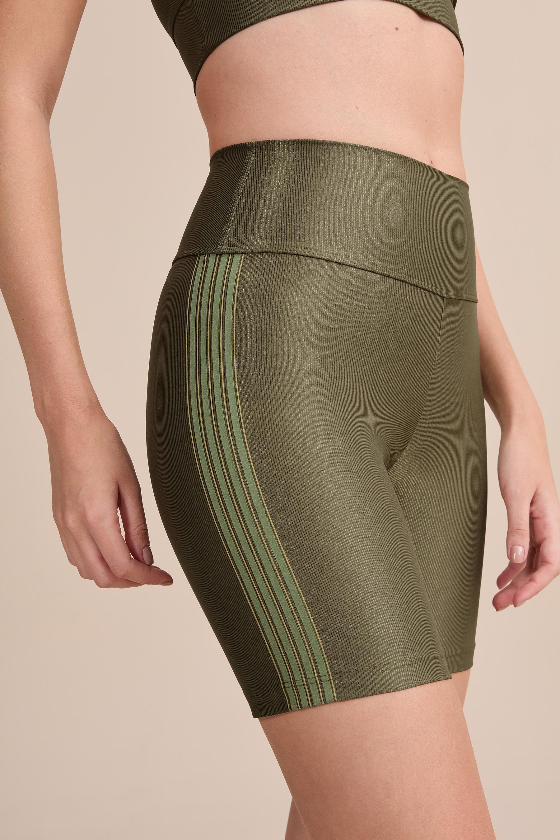 Line Allure® Adaptiv Long Shorts - Image 2