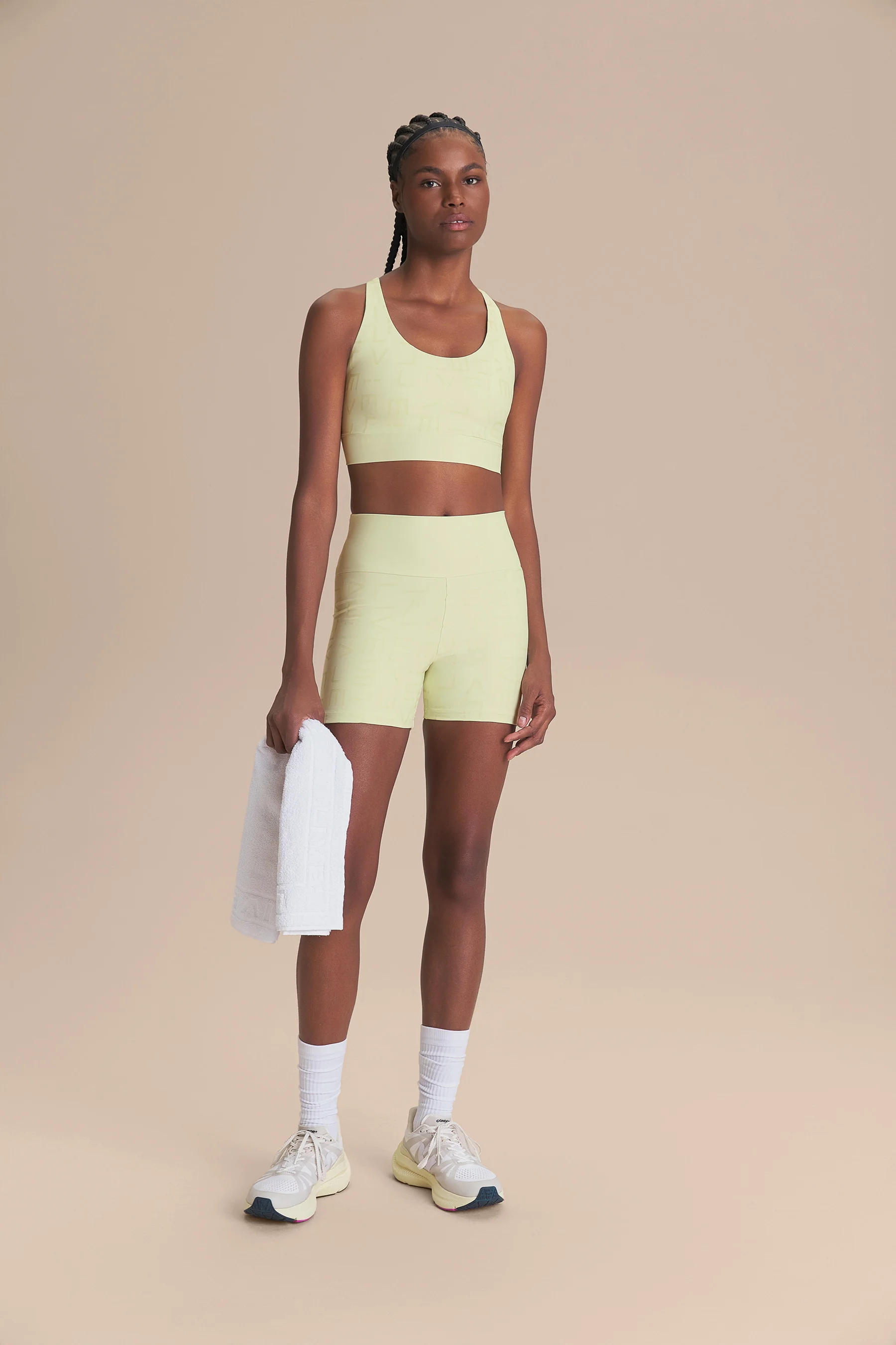 LIVE! Icon Fit Short