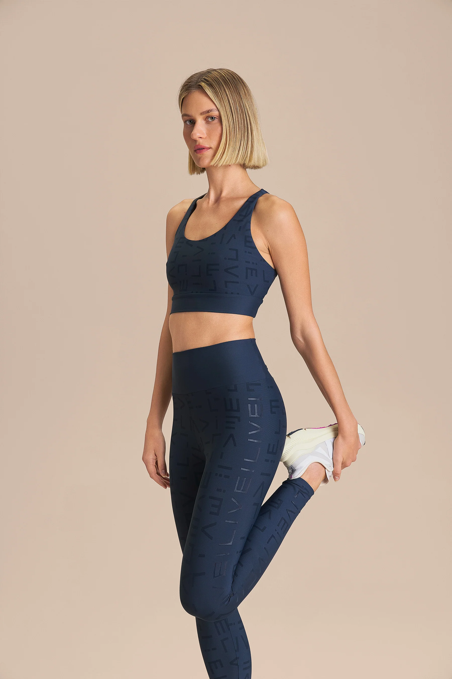 LIVE! Icon Legging - Image 3