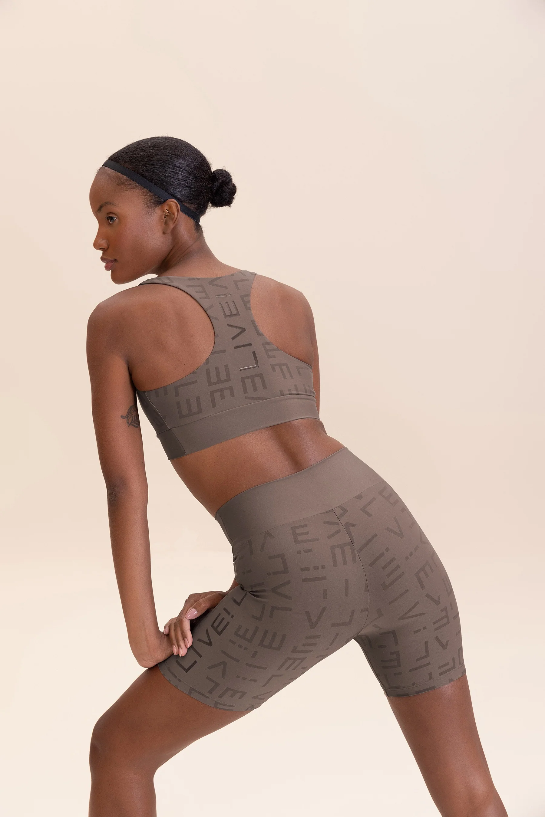 Hydefit® Adaptiv Icon Long Shorts - Image 32