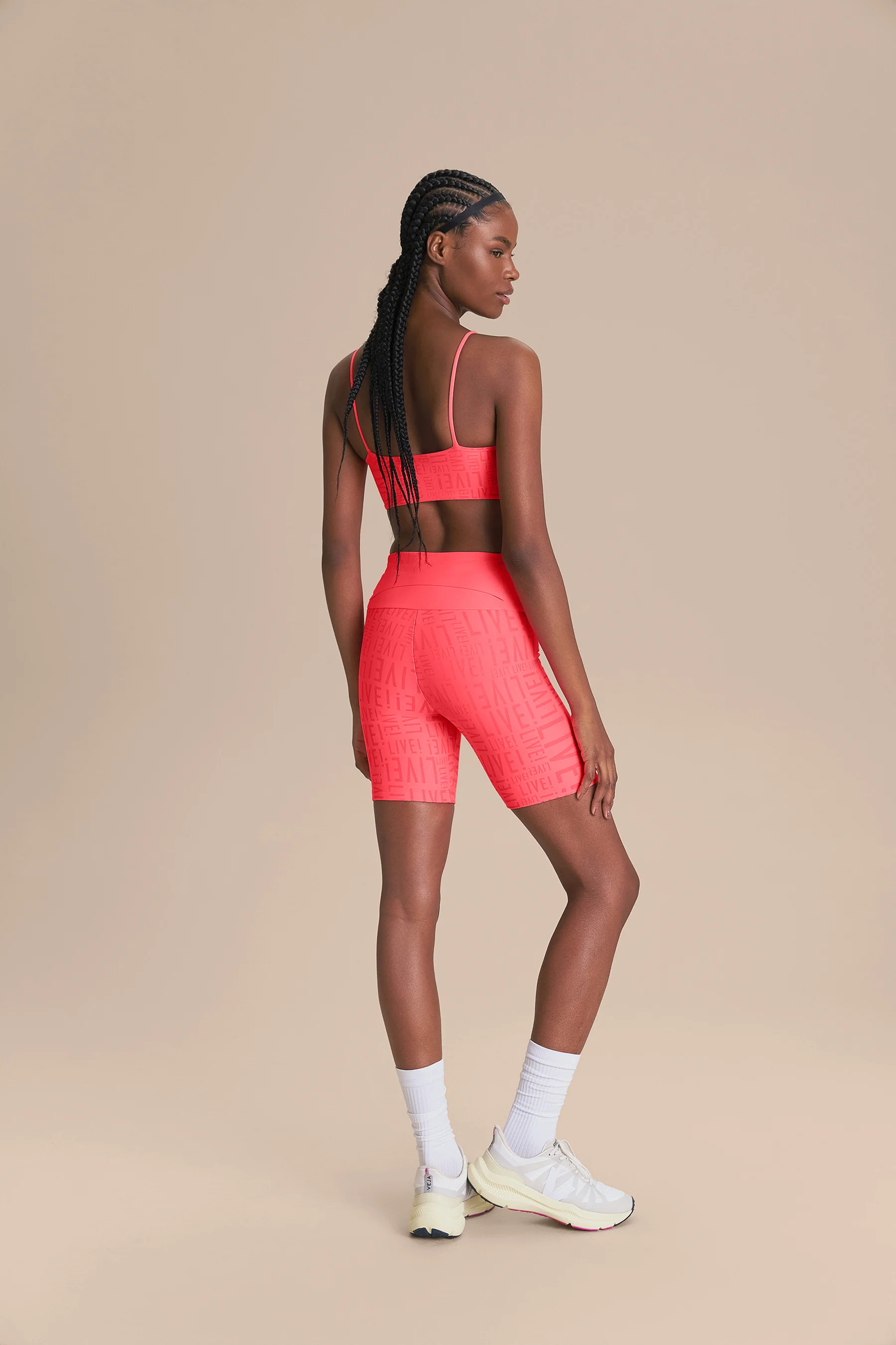 LIVE! Long Shorts - Image 11
