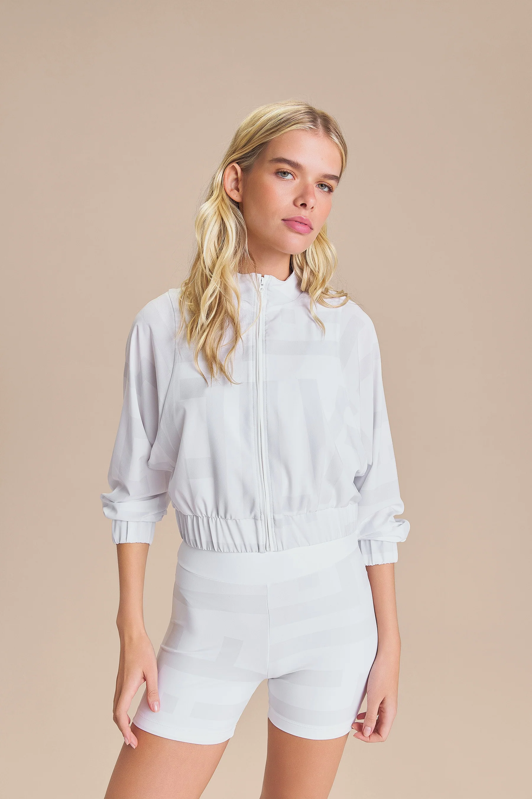 Maxi LIVE! Jacket - Image 8