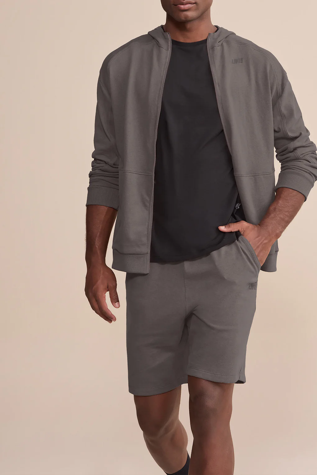 Men's Rino Stone Knit Long Shorts - Image 4