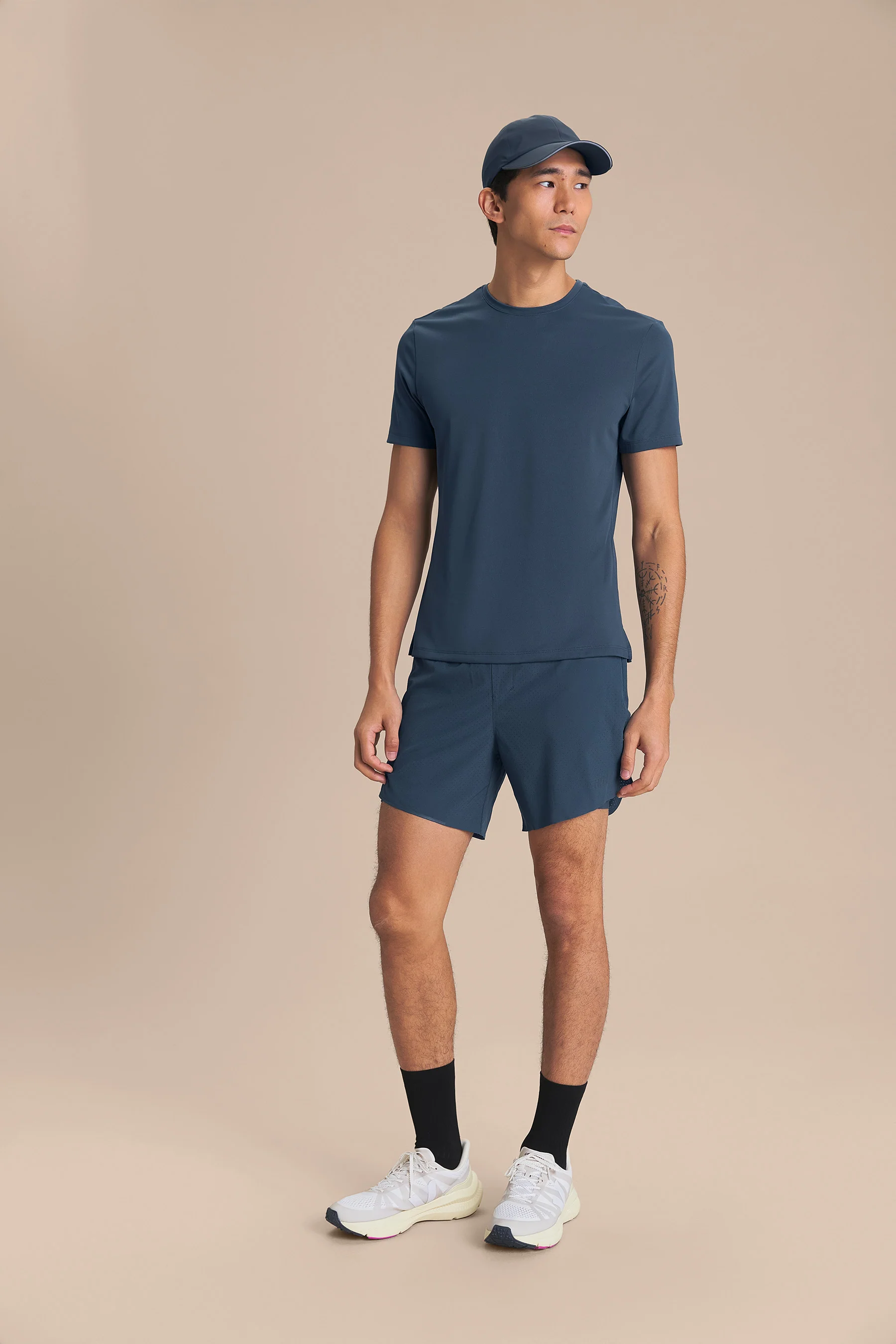 Men’s Run Move Short 6" - Image 2