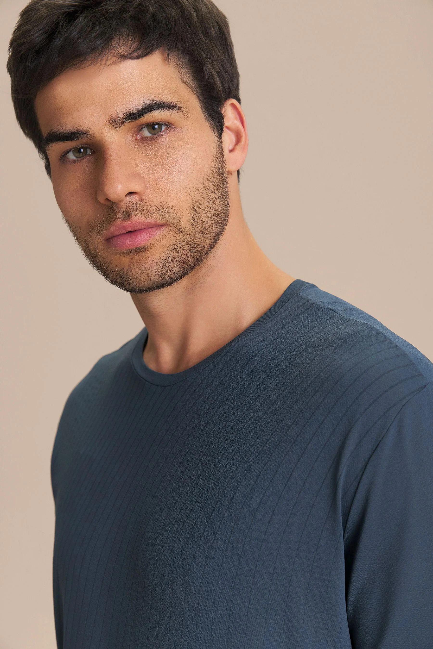Men's Train Comfy Shirt - Image 2