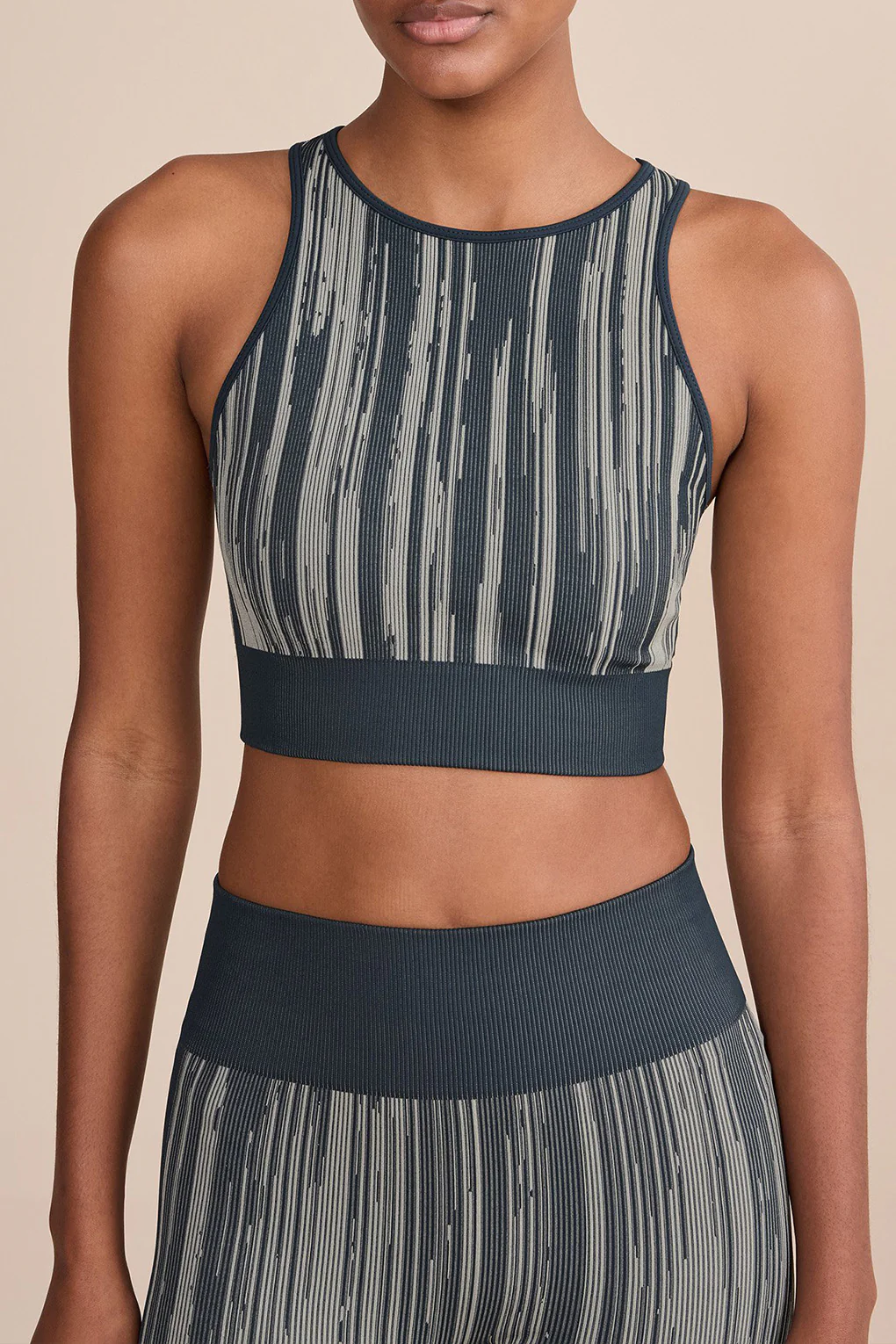 Mix LIVE! Seamless KnitĀ® Sports Bra - Image 3