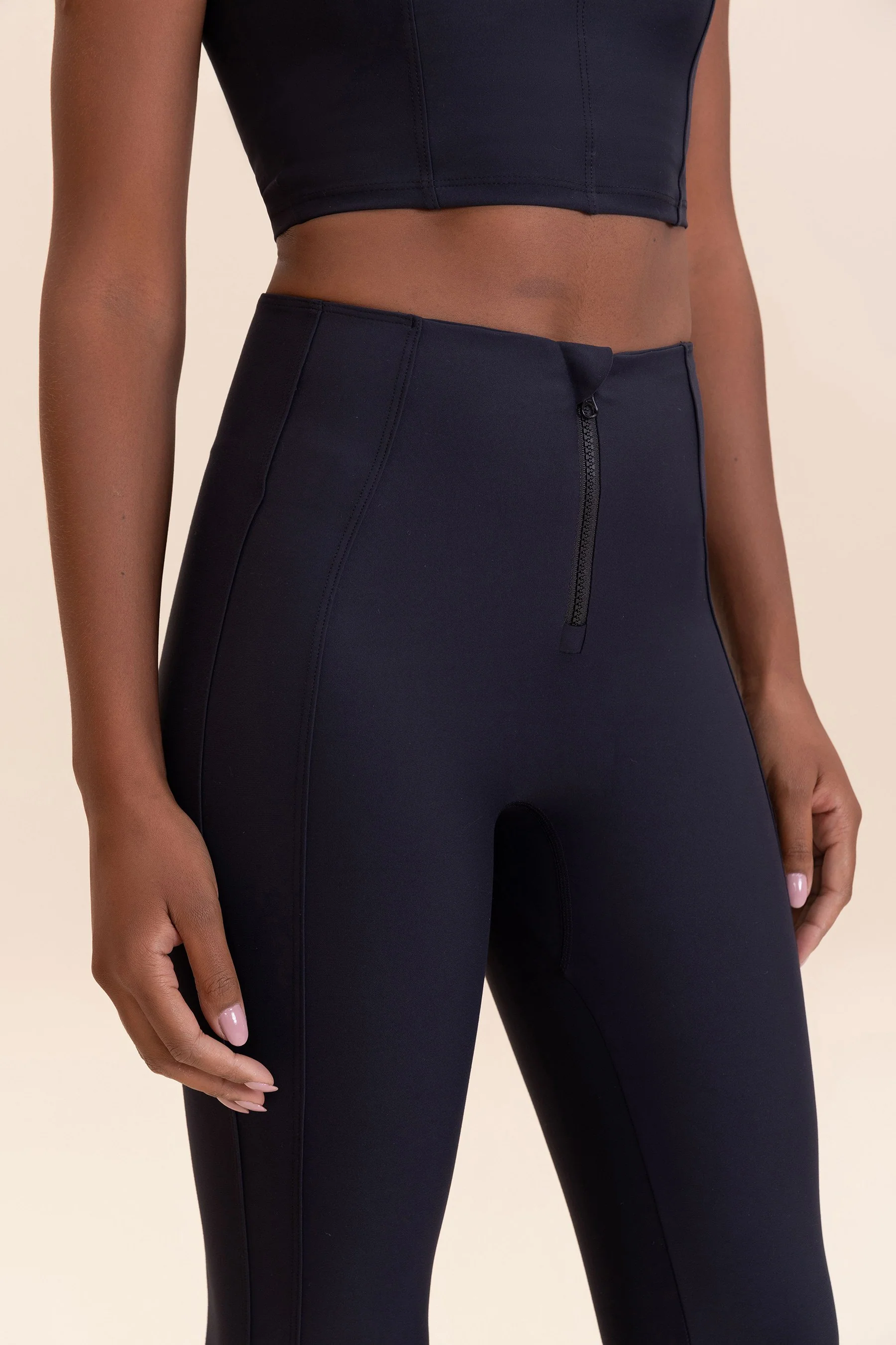 NeoprenĀ® Sculpt Leggings - Image 2