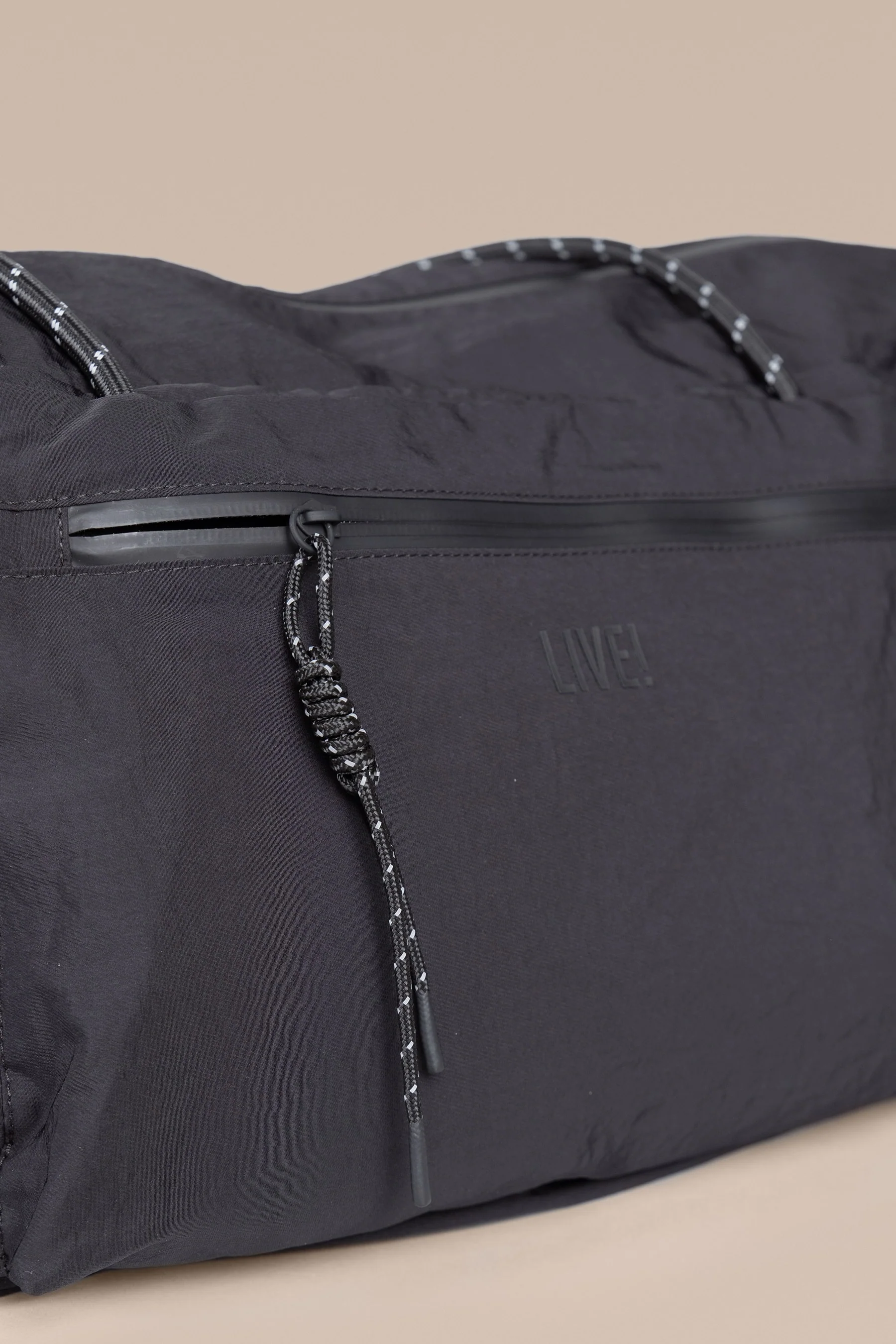 Reflex Unisex Duffle Bag - Image 4