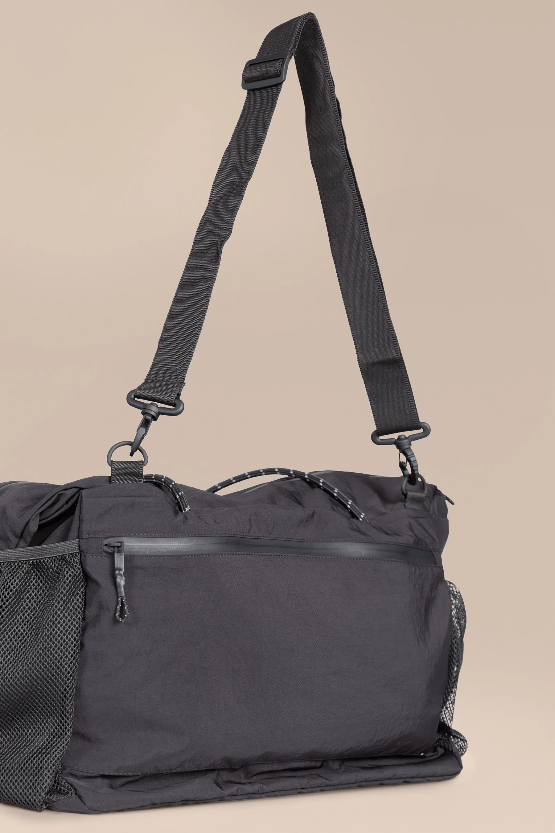 Reflex Unisex Duffle Bag - Image 6