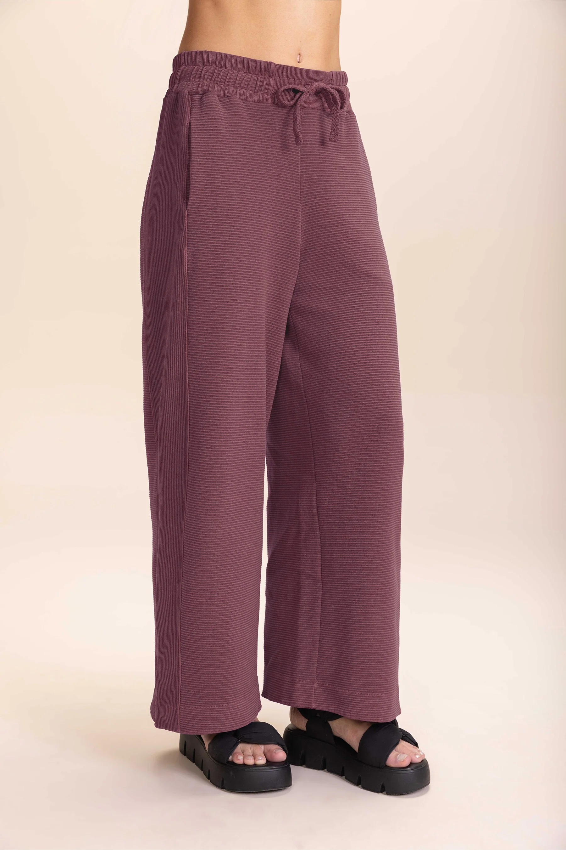 Ribbed Washed Crop Pants - Image 2
