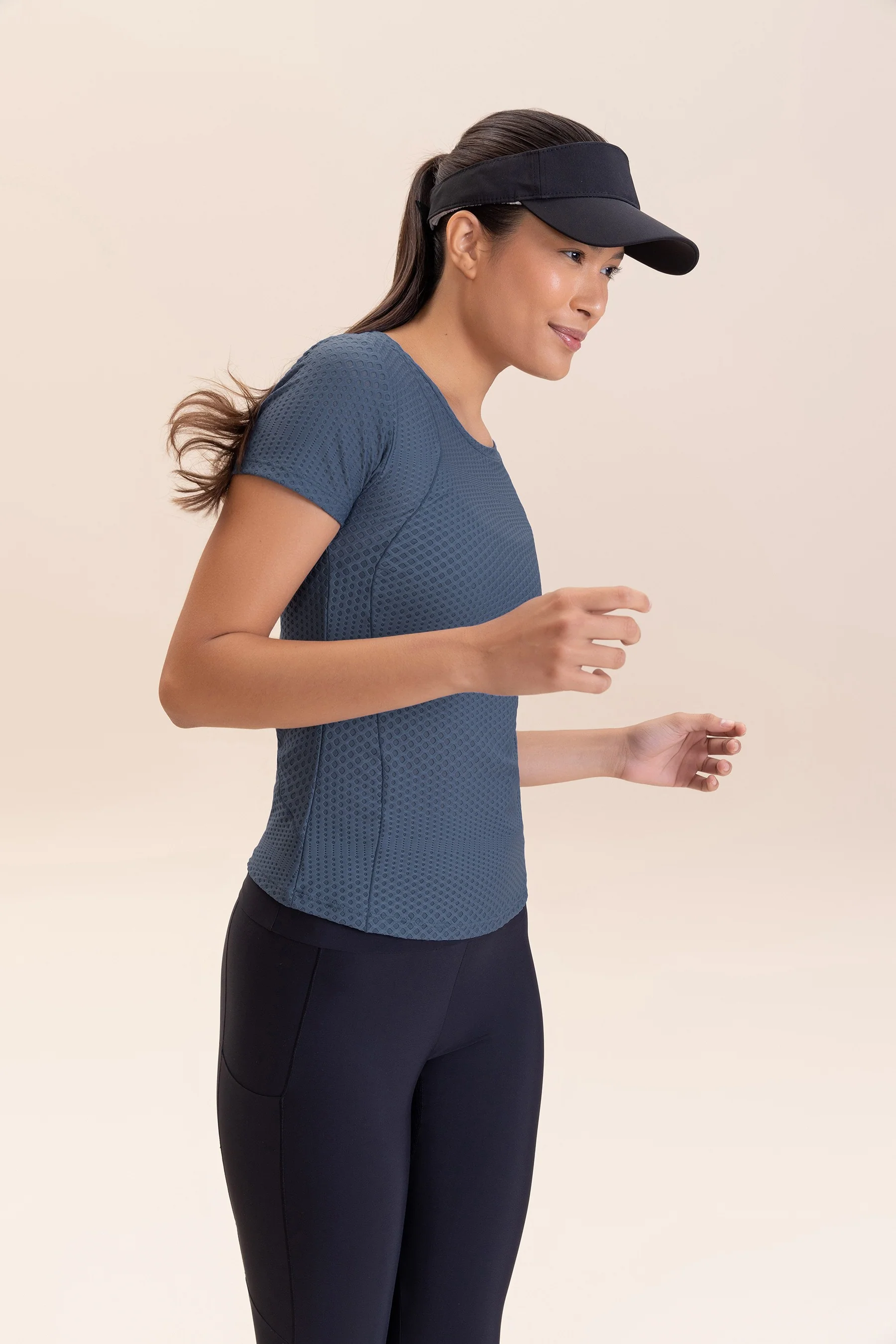 Run Texture Short Sleeve Tee - Image 10