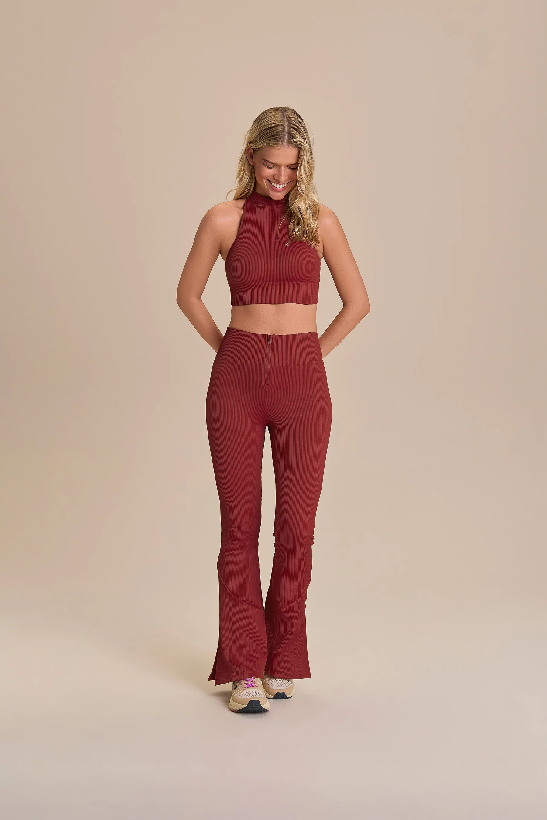 Seamless KnitĀ® Zip Flare Pants