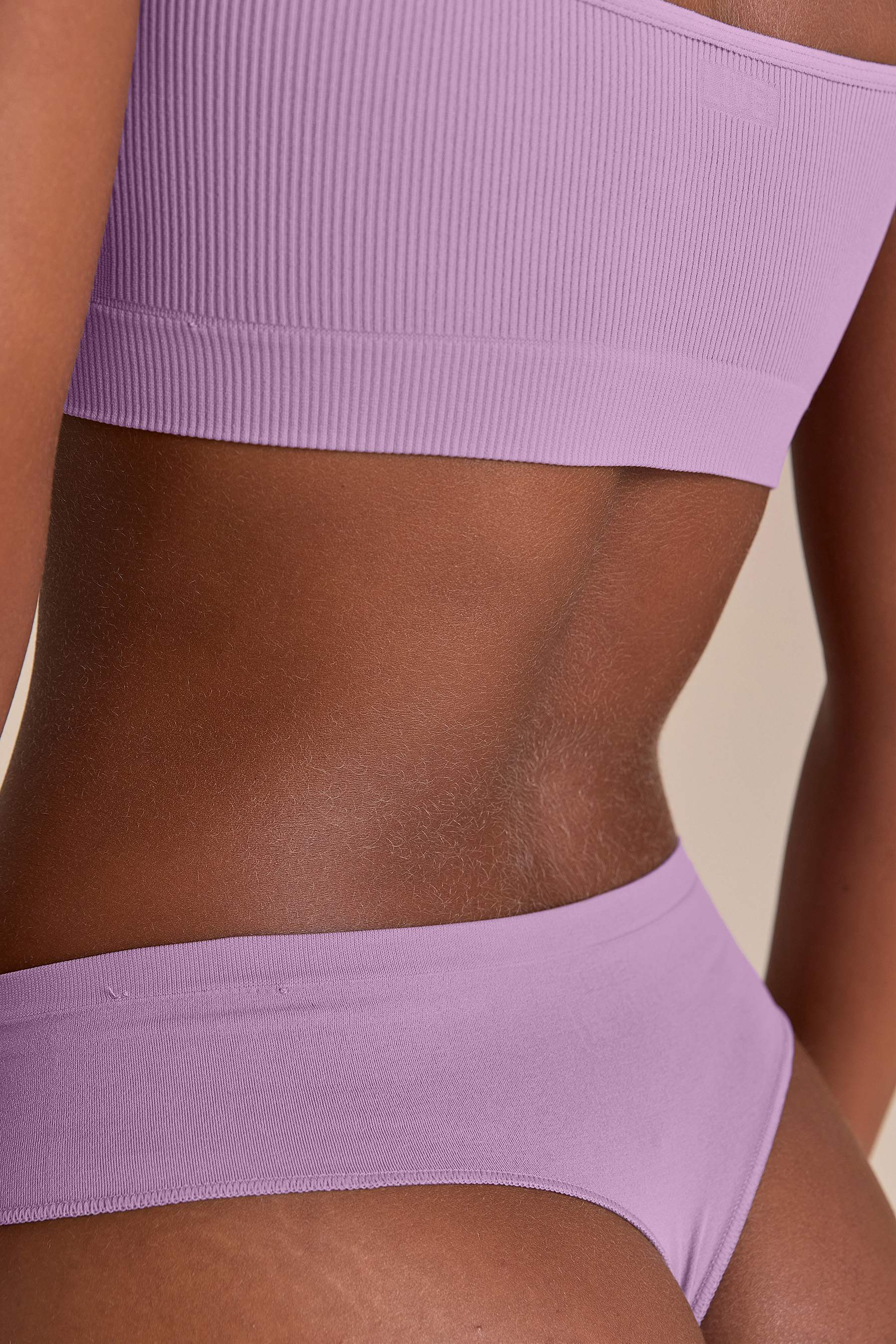 Seamless Mid Thong - Image 4