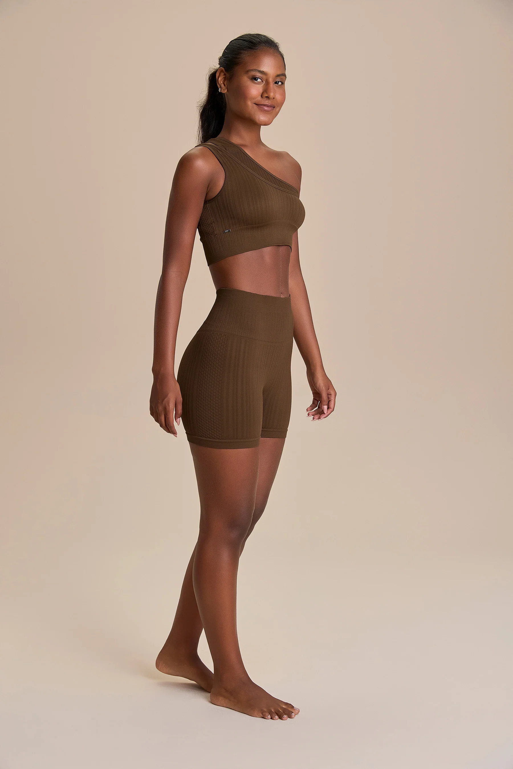 Seamless Pulse Shorts - Image 2
