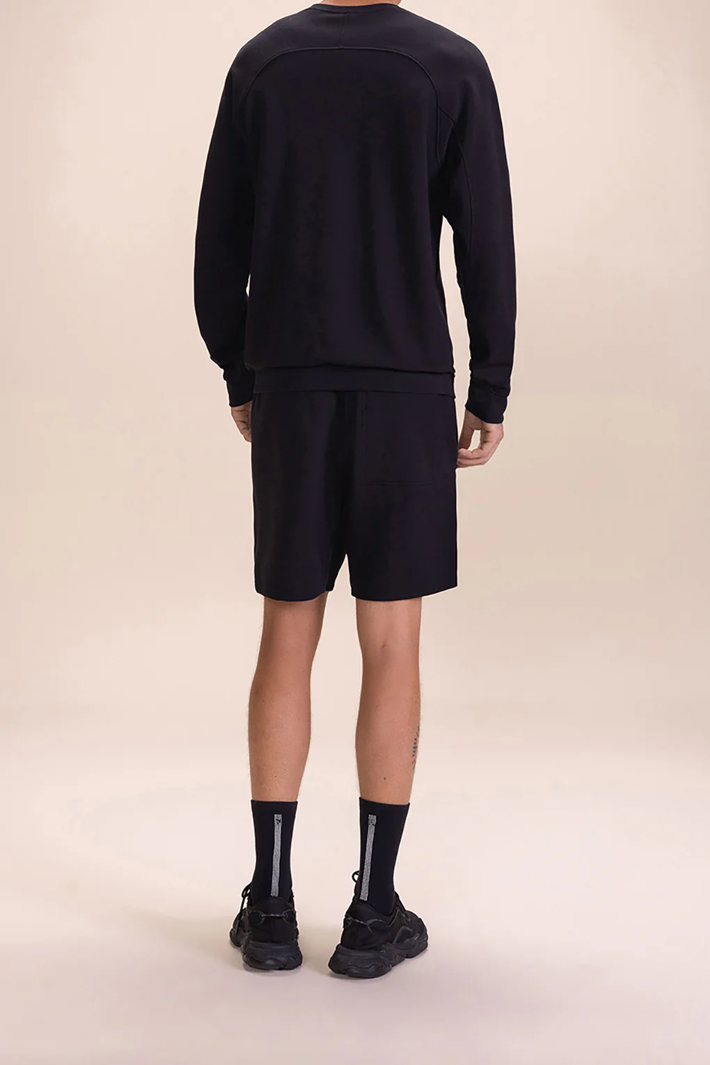 Sleek Men's Sweatshirt - Image 9