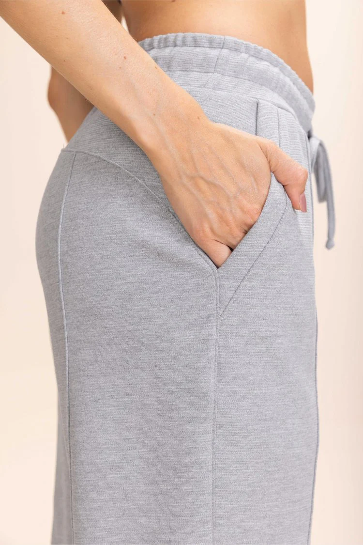 Sleek Pants - Image 2
