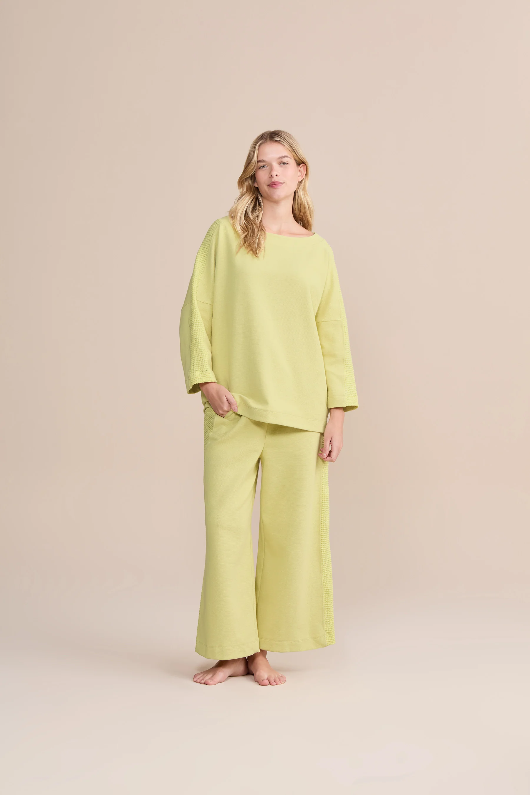 Splishy Soft Line Sweatshirt - Image 6