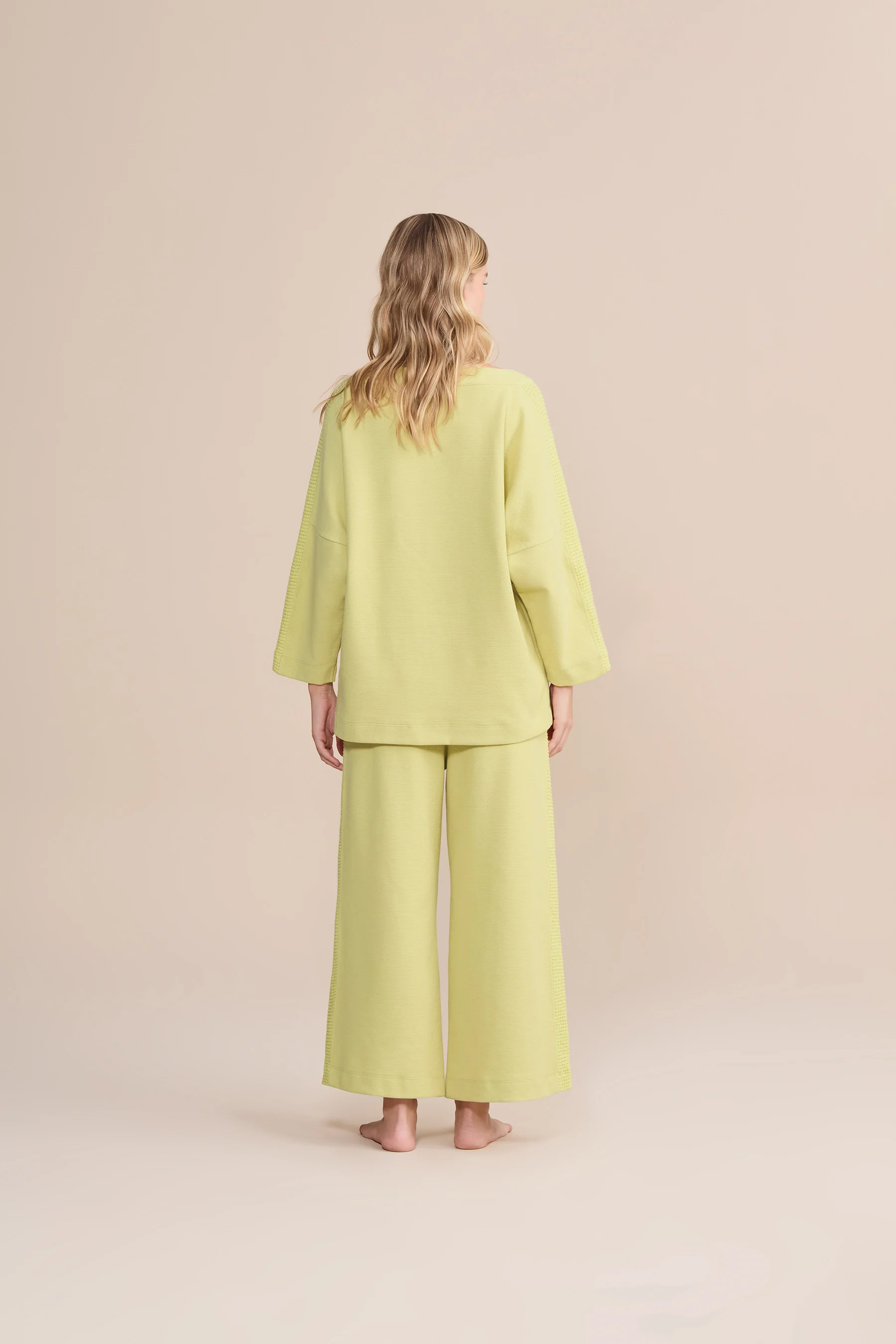 Splishy Soft Line Sweatshirt - Image 7