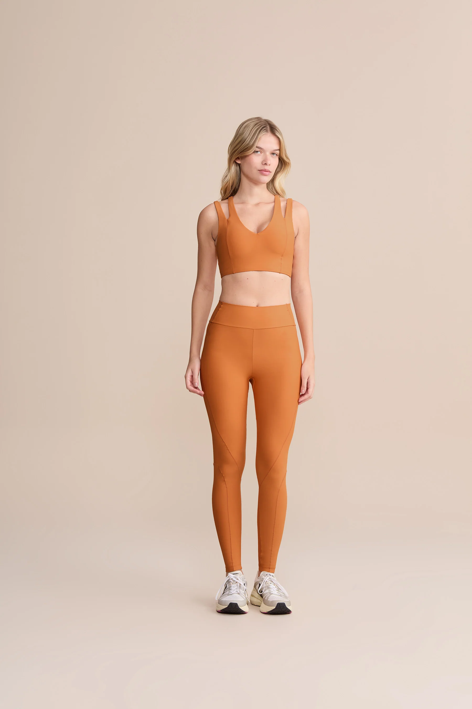 V Clash Long Leggings - Image 2