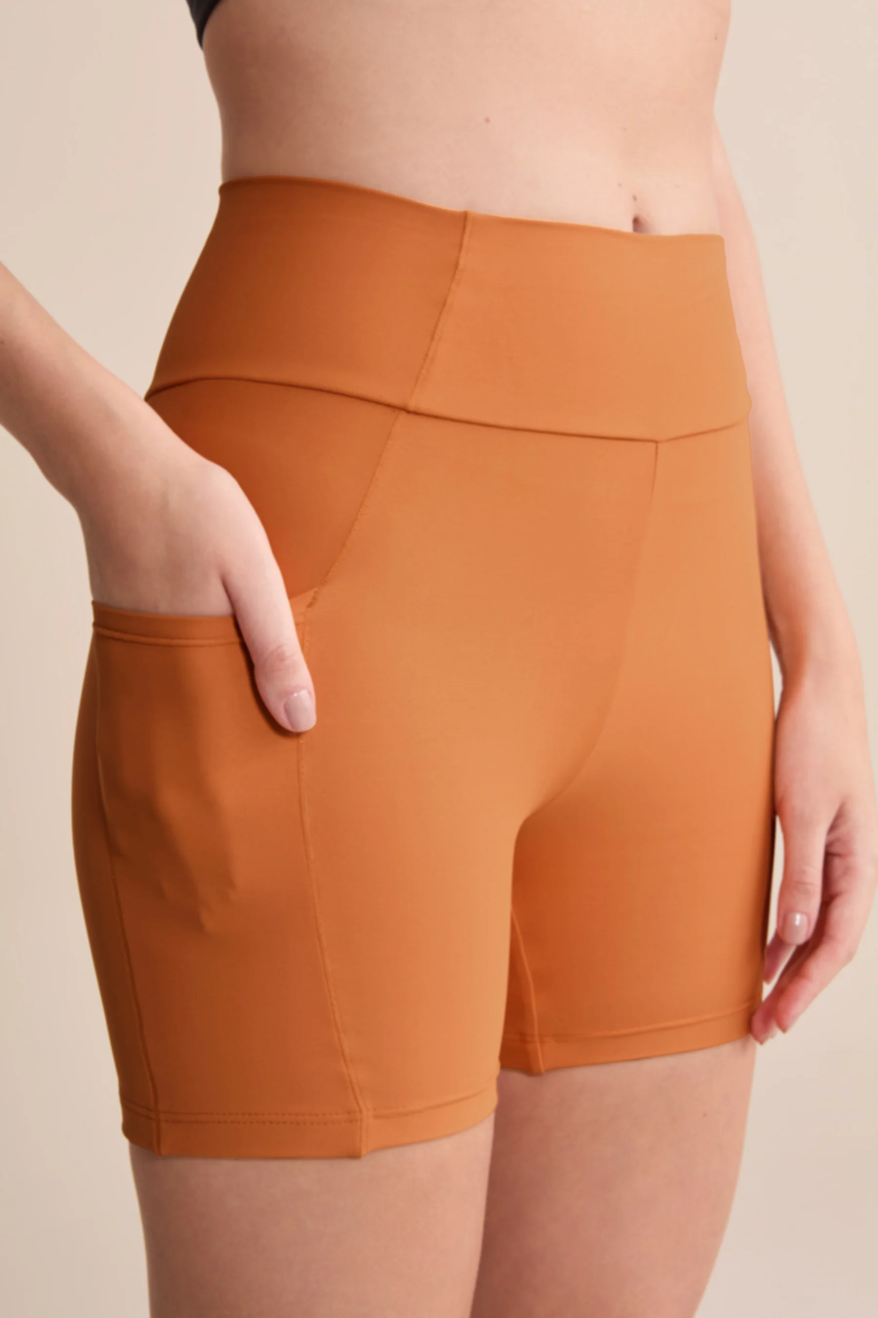 V Clash Shorts - Image 3