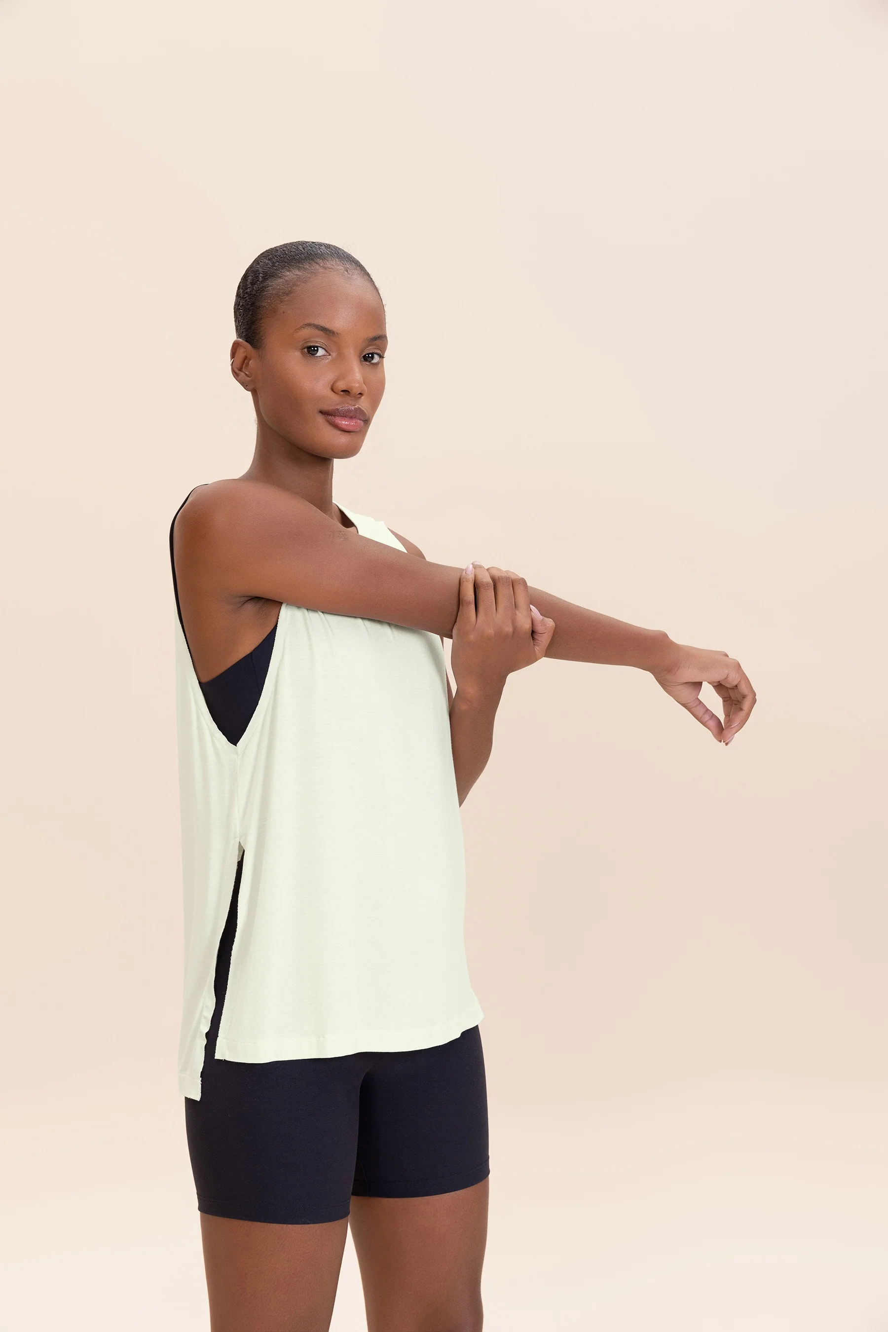 Visco Heart Long Tank Top - Image 3